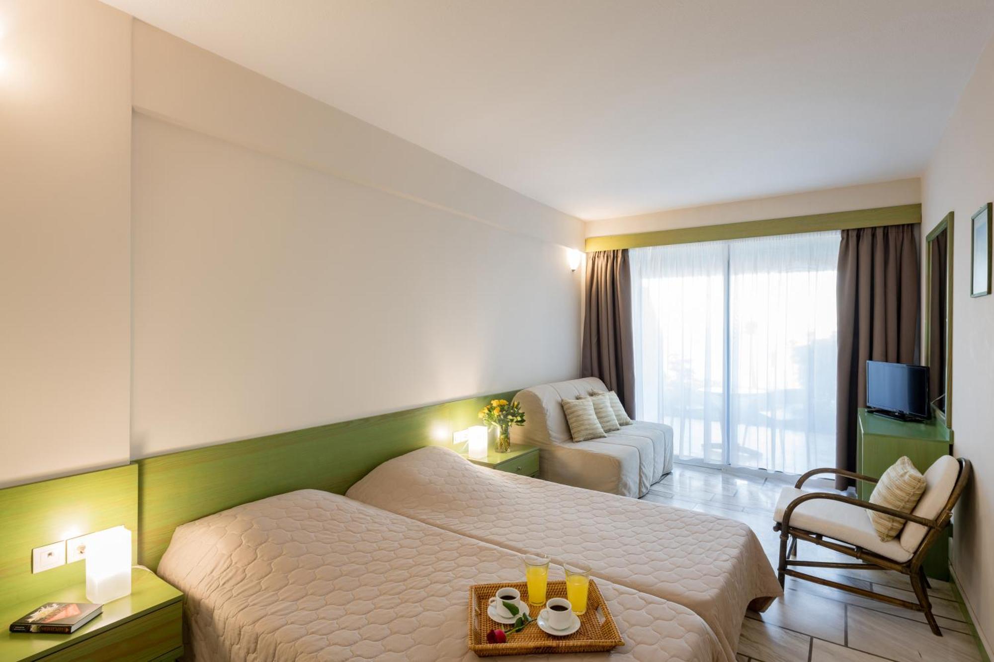 Hotel Pavlina Beach Niforeika Exterior photo