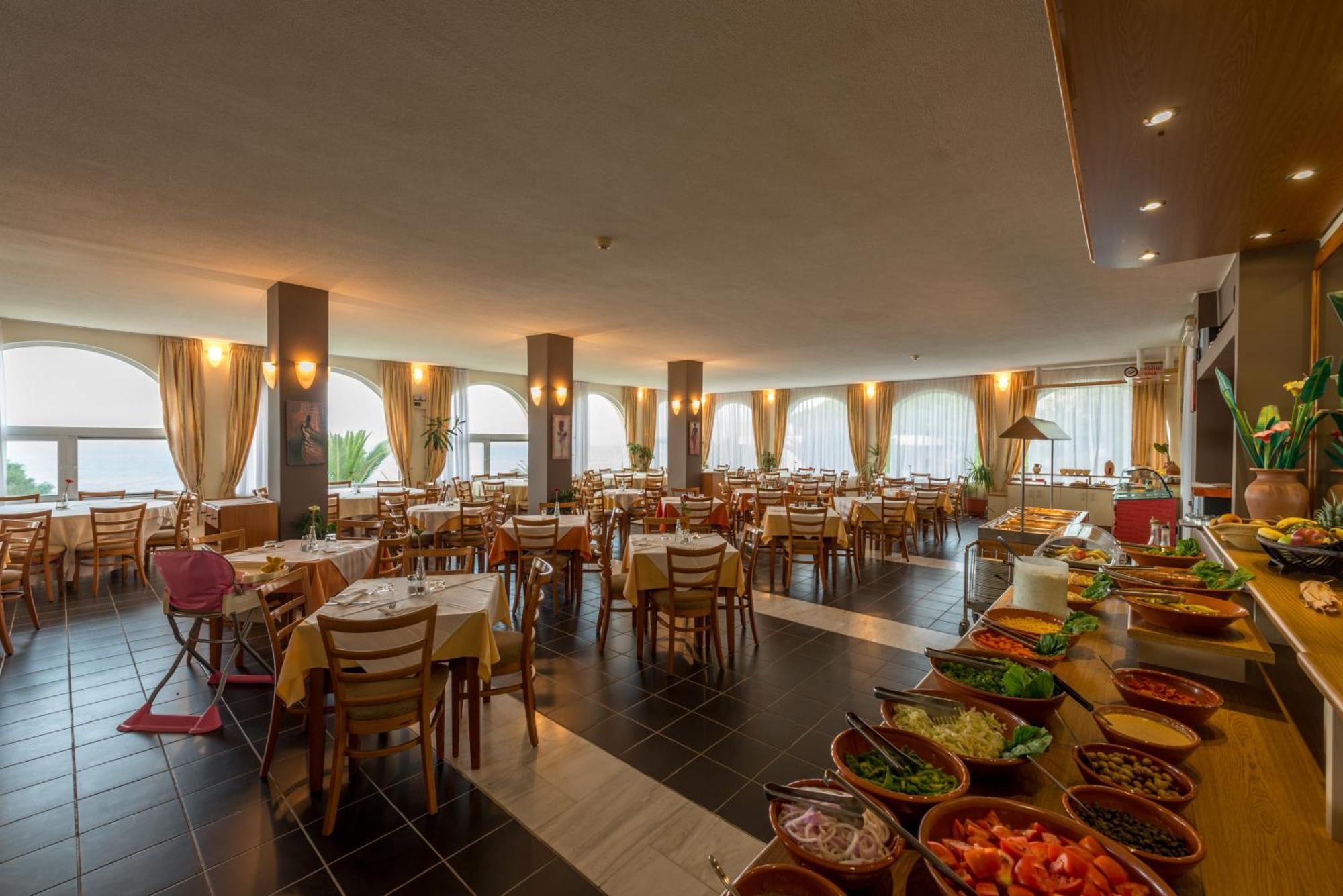 Hotel Pavlina Beach Niforeika Exterior photo