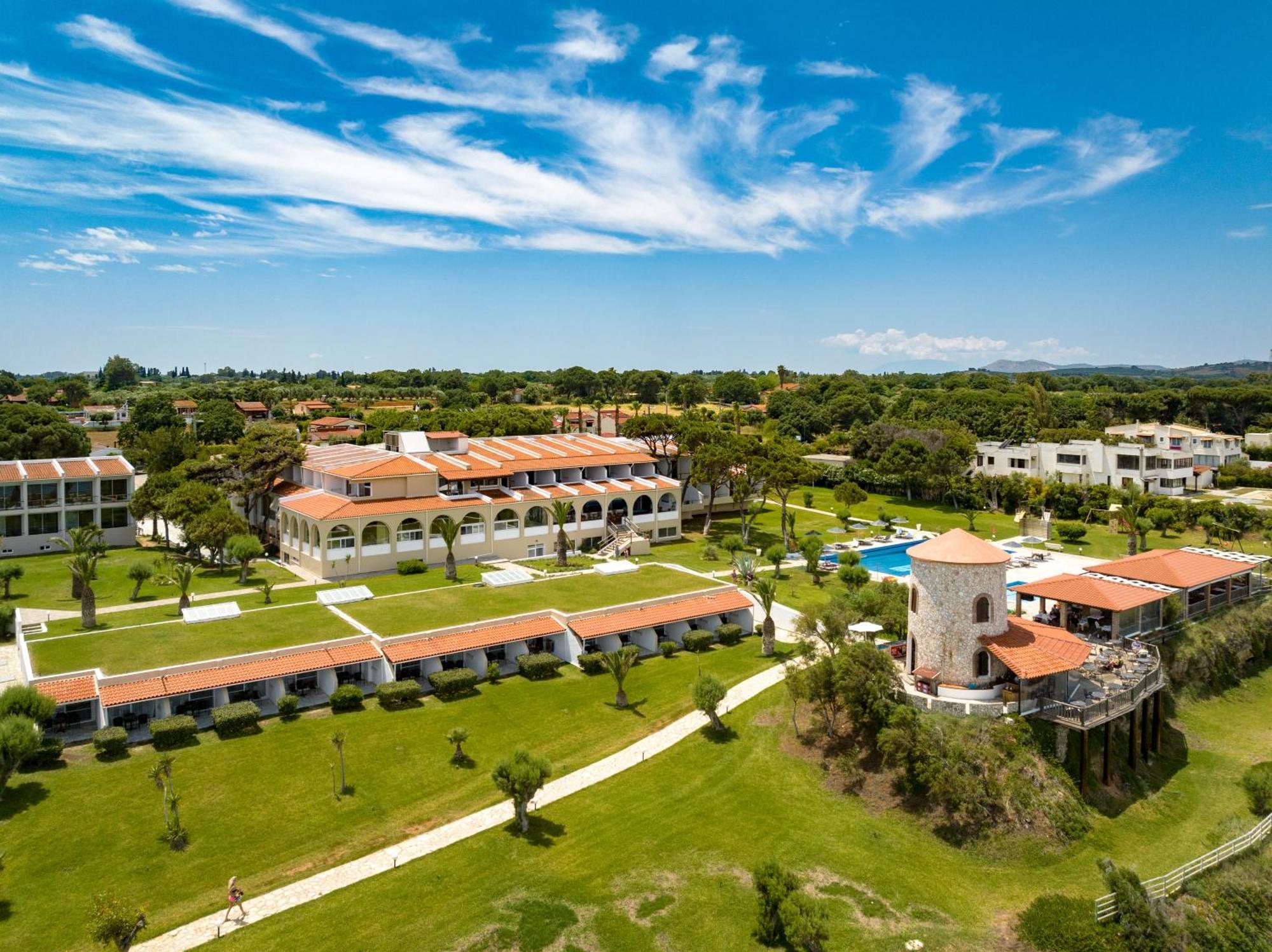 Hotel Pavlina Beach Niforeika Exterior photo