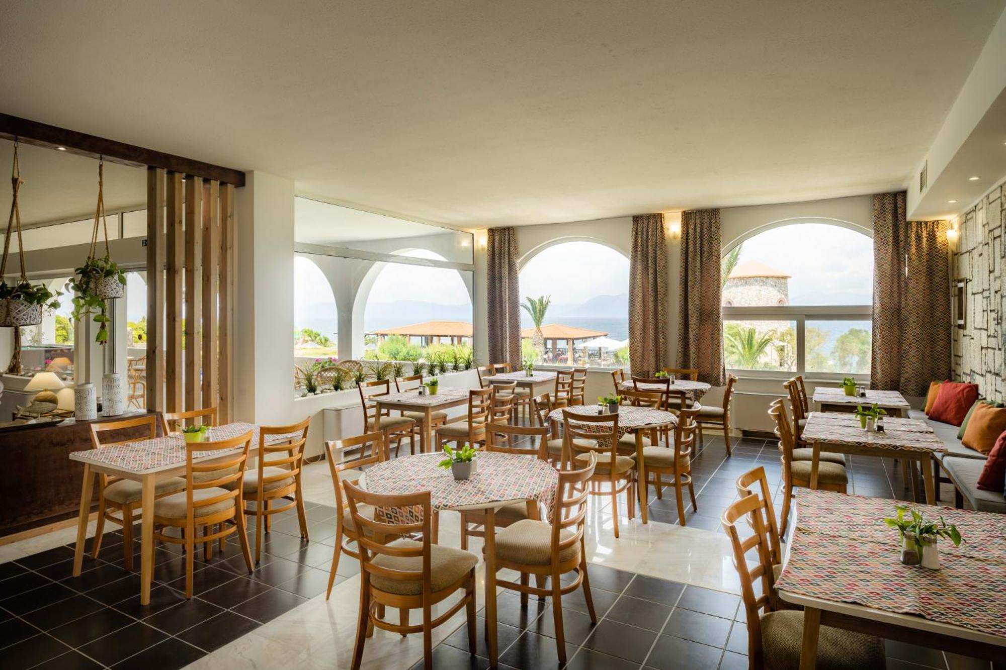 Hotel Pavlina Beach Niforeika Exterior photo